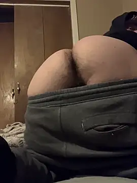 CarmeloA online show from April 3, 3:37 am