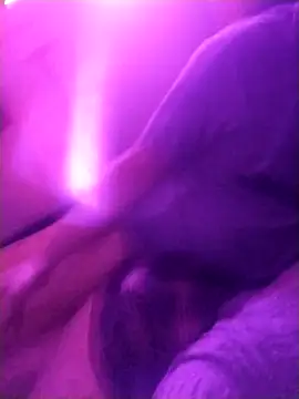 Snapshot of checheludo23 chatting on November 30, 8:40 am checheludo23 online show from November 30, 8:40 am