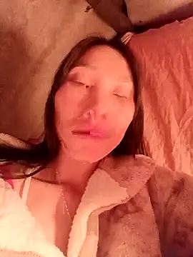 -Kem-01 online show from November 19, 1:22 pm