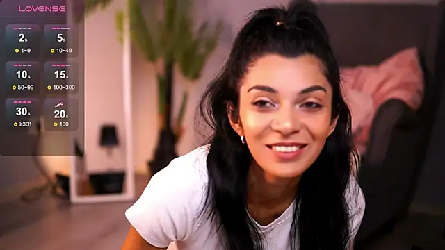 ReneeVoss online show from October 27, 4:38 am