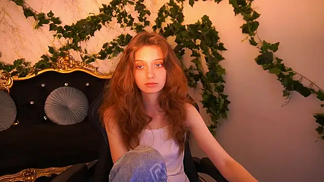 CuteeFoxy online show from November 13, 3:55 pm