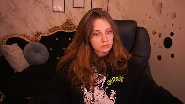 CuteeFoxy online show from May 13, 12:46 pm