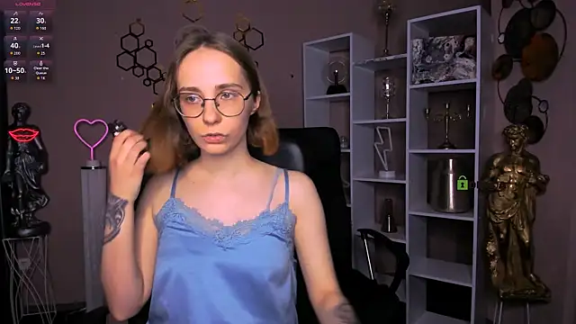 evalora vei online show from November 20, 4:29 pm