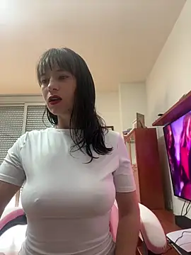 Snapshot of AlanaRius18 chatting on November 18, 9:36 am AlanaRius18 online show from November 18, 9:36 am