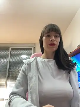 Snapshot of AlanaRius18 chatting on November 26, 9:21 am AlanaRius18 online show from November 26, 9:21 am