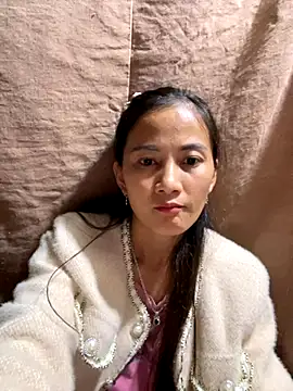 Miss-World00 online show from November 15, 1:51 pm