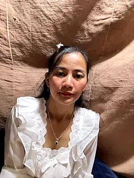 Miss-World00 online show from November 28, 1:30 am