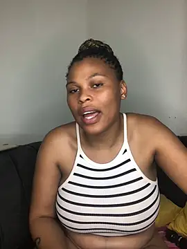 Bubbles156 online show from May 4, 3:57 am