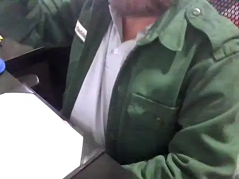 Snapshot of CaccoCasado chatting on October 24, 1:51 pm CaccoCasado online show from October 24, 1:51 pm