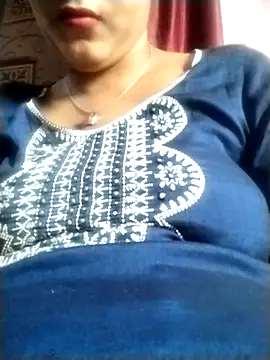 strip queennn online show from March 31, 5:08 am