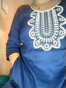 strip queennn online show from March 31, 5:46 pm