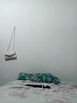 toxic sweet 1 online show from November 26, 4:35 am