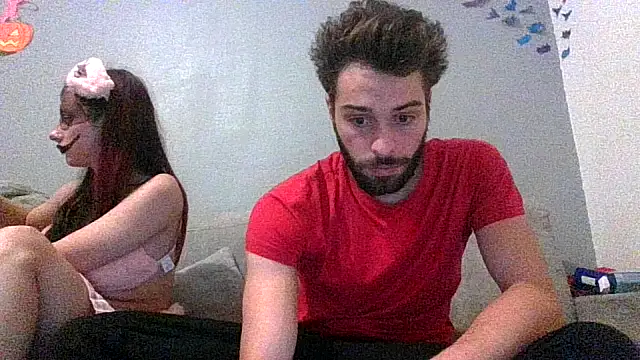 Snapshot of Lovesexe301 chatting on October 27, 8:13 pm Lovesexe301 online show from October 27, 8:13 pm