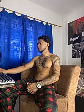 Kylian Alessandro online show from October 21, 12:06 pm