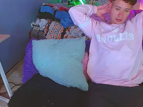 Latin boysxxxx online show from December 16, 7:08 pm