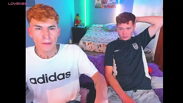 Snapshot of Latin_boysxxxx chatting on February 25, 8:51 pm Latin boysxxxx online show from February 25, 8:51 pm