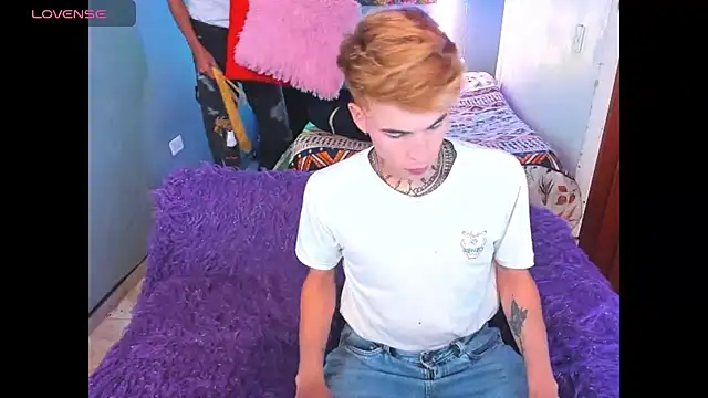 Snapshot of Latin_boysxxxx chatting on March 4, 7:09 pm Latin boysxxxx online show from March 4, 7:09 pm