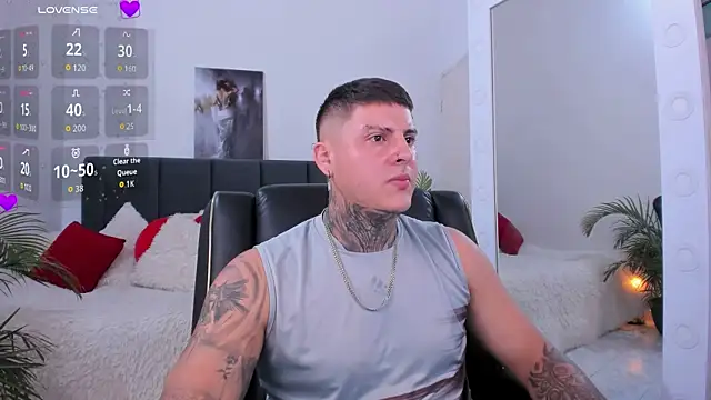 Snapshot of dirty_boy0 chatting on October 25, 4:57 pm dirty boy0 online show from October 25, 4:57 pm