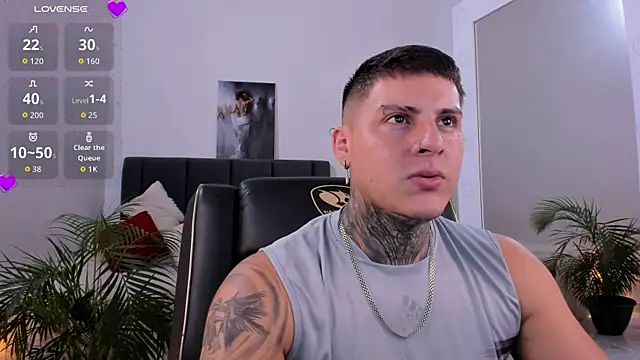 Snapshot of dirty_boy0 chatting on October 29, 6:31 pm dirty boy0 online show from October 29, 6:31 pm