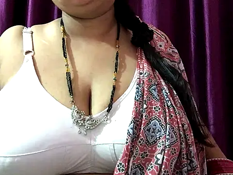 Snapshot of D_Gulabo chatting on October 15, 2:33 am D Gulabo online show from October 15, 2:33 am
