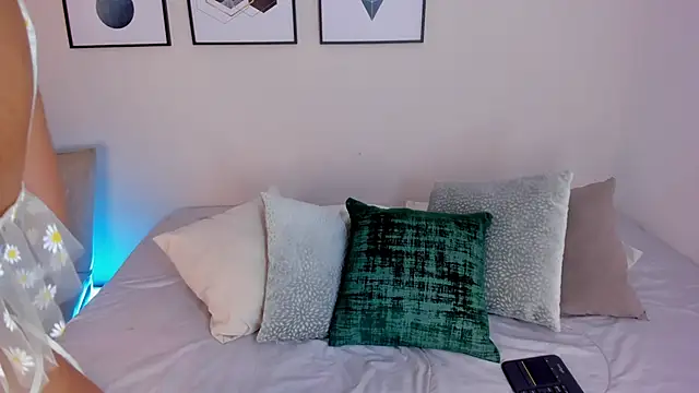 AilanaCortes online show from December 19, 12:23 pm