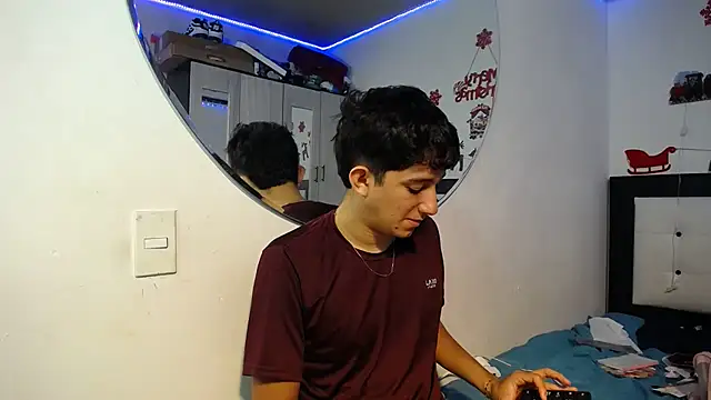 Dravith Valery online show from December 20, 4:08 am