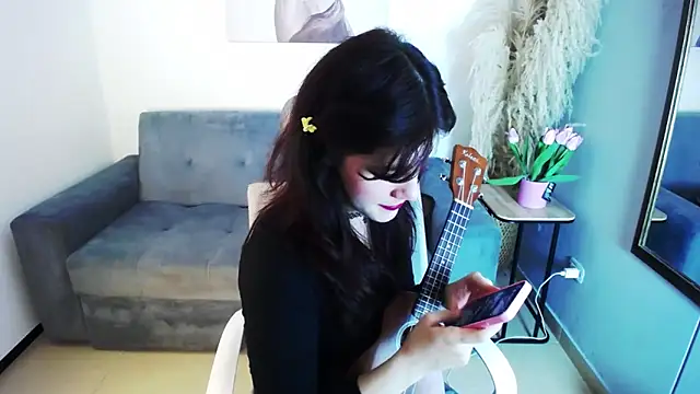 AmberPixie  online show from May 15, 2:29 am