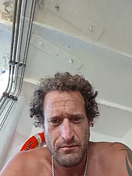 Snapshot of shainnfk chatting on November 5, 4:23 am shainnfk online show from November 5, 4:23 am