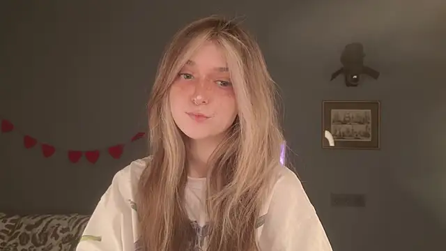 BellaSink online show from April 3, 5:38 am