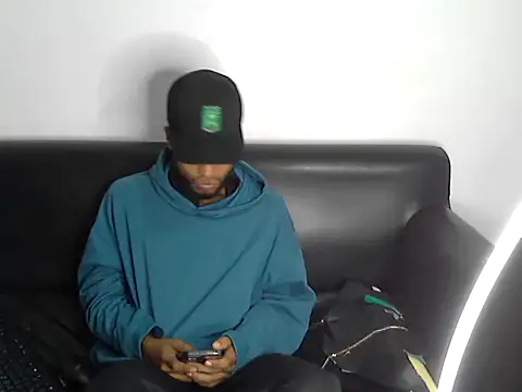 AXionX online show from December 4, 8:56 am