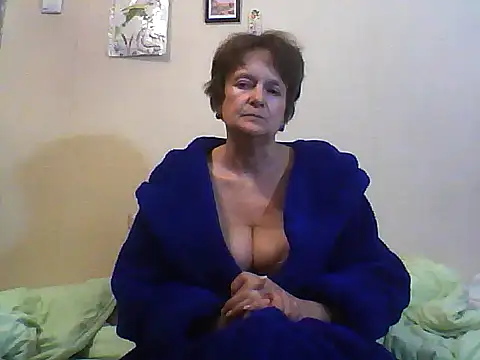 Snapshot of JesykaLove566 chatting on April 24, 7:05 pm JesykaLove566 online show from April 24, 7:05 pm
