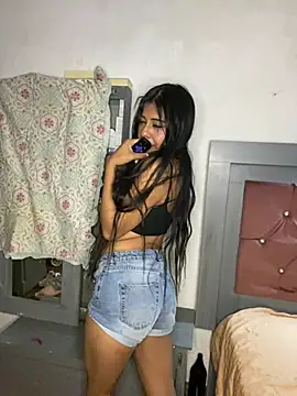 Alicia Sanz online show from March 8, 7:45 am