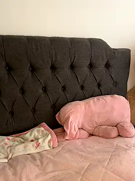 MiaSofia   online show from October 27, 8:02 pm