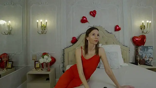 LisFowler online show from February 15, 3:25 am