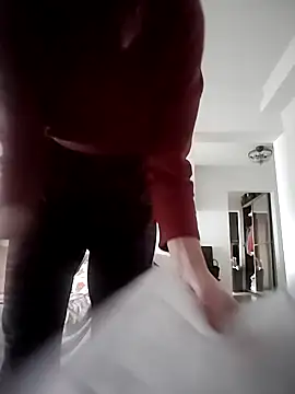 SandyCassie online show from February 6, 9:01 am