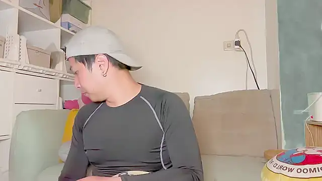 Snapshot of ajixxxxxxxx chatting on March 29, 10:43 pm ajixxxxxxxx online show from March 29, 10:43 pm