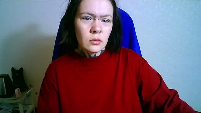 Snapshot of The_ICE_OWL chatting on October 22, 3:40 am The ICE OWL online show from October 22, 3:40 am