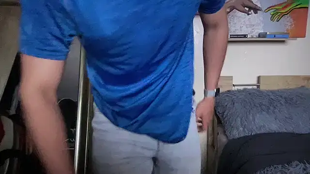 Snapshot of jayrobinson chatting on October 21, 11:27 pm jayrobinson online show from October 21, 11:27 pm