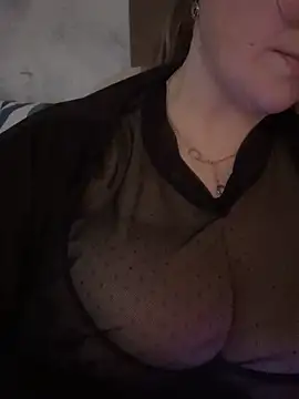 Curvy  Goddess online show from October 25, 5:08 pm