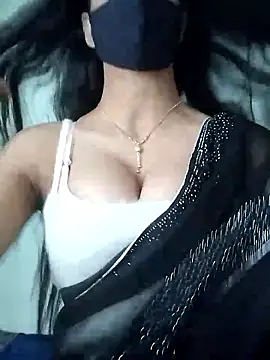 Snapshot of Jyoti-Love-143 chatting on January 13, 7:02 am Jyoti-Love-143 online show from January 13, 7:02 am