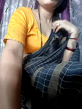 Snapshot of diksha--s chatting on October 31, 8:59 am diksha--s online show from October 31, 8:59 am