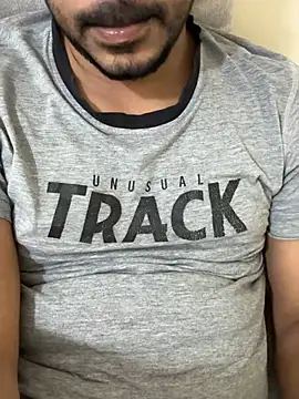 Handsome8677 online show from January 9, 10:55 pm