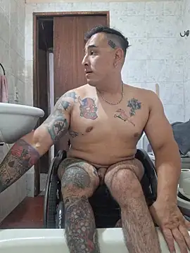 Snapshot of Rueditasss chatting on March 4, 3:40 pm Rueditasss online show from March 4, 3:40 pm