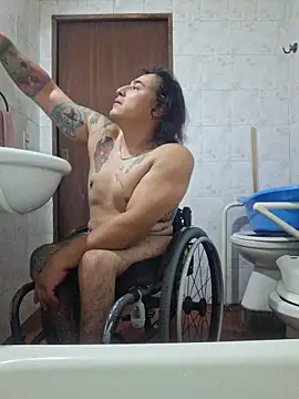 Snapshot of Rueditasss chatting on March 30, 2:07 pm Rueditasss online show from March 30, 2:07 pm