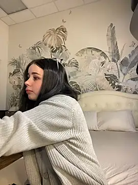 AliceLune online show from February 4, 12:22 pm