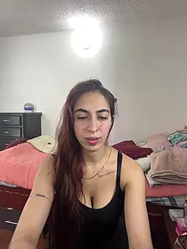 MariamGray1 online show from May 1, 5:01 am