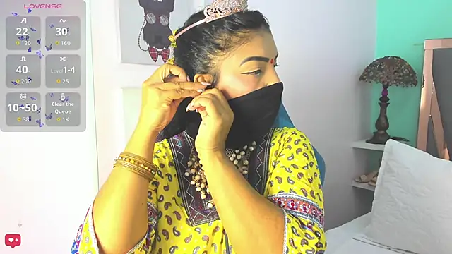 Iniya Parul online show from February 5, 1:49 pm