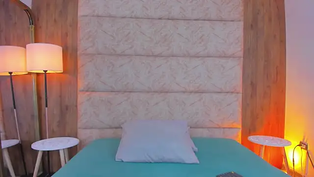 Antonella Russo1 online show from October 24, 1:18 pm