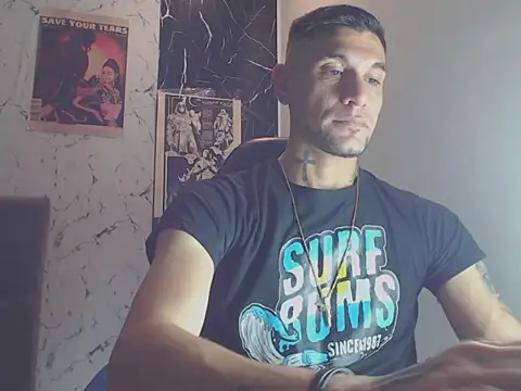 Snapshot of Stormandloganxxx chatting on October 27, 2:21 pm Stormandloganxxx online show from October 27, 2:21 pm