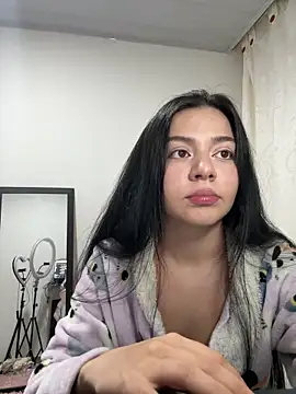 Snapshot of Midori_rosse chatting on May 16, 12:18 am Midori rosse online show from May 16, 12:18 am
